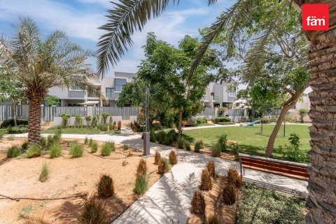 Townhouse in Dubai 2 bedrooms, 122.4 sq.m. № 145935 - photo 20