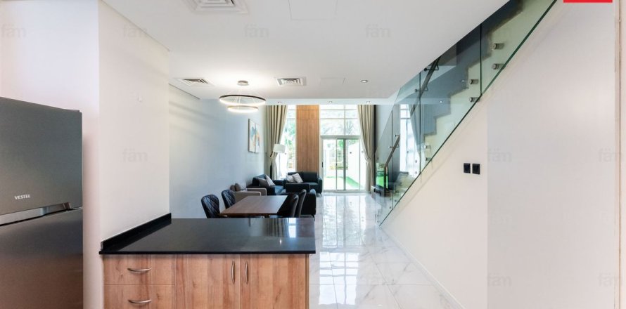 Townhouse in Dubai 2 bedrooms, 122.4 sq.m. № 145935