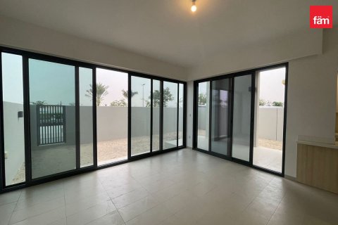 Villa in Dubai 4 bedrooms, 265.5 sq.m. № 143327 - photo 1
