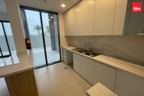 Villa in Dubai 4 bedrooms, 265.5 sq.m. № 143327 - photo 8