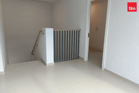 Villa in Dubai 4 bedrooms, 265.5 sq.m. № 143327 - photo 6