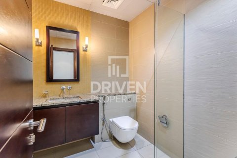 Apartment in Tiara Residences, Palm Jumeirah, Dubai 3 bedrooms, 222.22 sq.m. № 145153 - photo 16