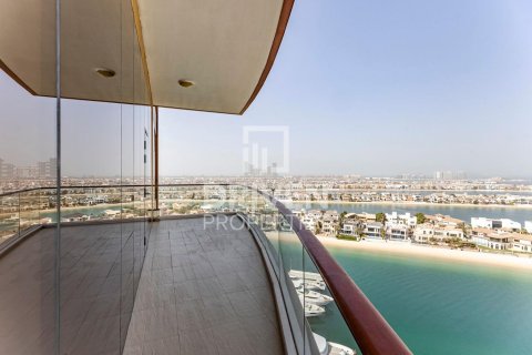 Apartment in Tiara Residences, Palm Jumeirah, Dubai 3 bedrooms, 222.22 sq.m. № 145153