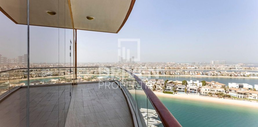 Apartment in Tiara Residences, Palm Jumeirah, Dubai 3 bedrooms, 222.22 sq.m. № 145153