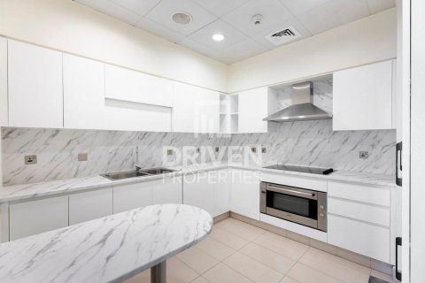 Apartment in Tiara Residences, Palm Jumeirah, Dubai 3 bedrooms, 222.22 sq.m. № 145153 - photo 13