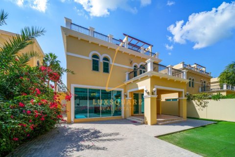 Villa à Jumeirah Park, Dubai, 4 chambres, 512 m², № 143991 - photo 13
