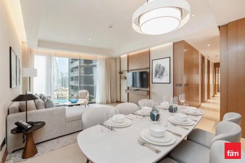 Apartment in Downtown Dubai (Downtown Burj Dubai), Dubai 3 bedrooms, 145.2 sq.m. № 143354 - photo 6