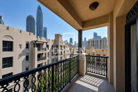 Apartment in Downtown Dubai (Downtown Burj Dubai), Dubai 1 bedroom, 71.81 sq.m. № 145074 - photo 14