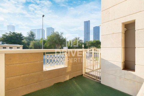 Maison de ville à District 10, Jumeirah Village Circle, Dubai, 4 chambres, 170.29 m², № 144509 - photo 3