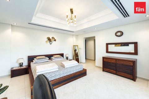 Villa in Al Furjan, Dubai 4 bedrooms, 600 sq.m. № 143872 - photo 14