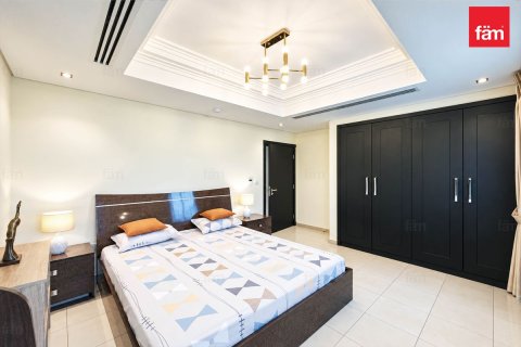 Villa in Al Furjan, Dubai 4 bedrooms, 600 sq.m. № 143872 - photo 16