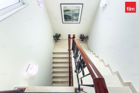 Villa in Al Furjan, Dubai 4 bedrooms, 600 sq.m. № 143872 - photo 7