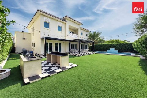 Villa in Al Furjan, Dubai 4 bedrooms, 600 sq.m. № 143872