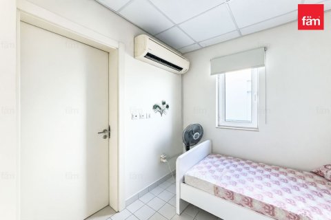 Villa in Al Furjan, Dubai 4 bedrooms, 600 sq.m. № 143872 - photo 17