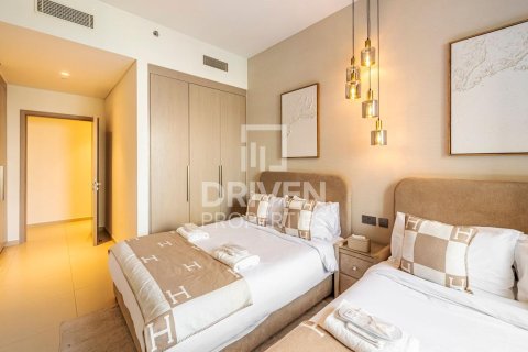 Apartamento en Opera District, Downtown Dubai (Downtown Burj Dubai), Dubai, 3 dormitorios, 172.52 m², № 144348 - foto 12