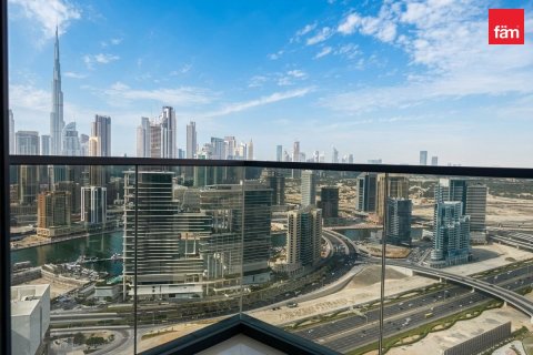Appartement à Business Bay, Dubai, 3 chambres, 153.9 m², № 143732