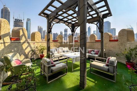 Apartment in Downtown Dubai (Downtown Burj Dubai), Dubai 2 bedrooms, 240.71 sq.m. № 144633