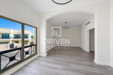 Villa in Al Barsha 1, Al Barsha, Dubai 4 bedrooms, 326.83 sq.m. № 145596 - photo 12