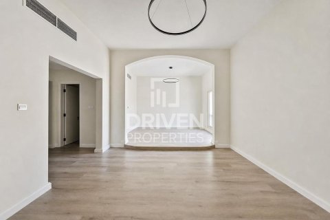 Villa in Al Barsha 1, Al Barsha, Dubai 4 bedrooms, 326.83 sq.m. № 145596 - photo 10