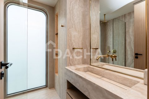 Villa en Jumeirah Islands, Dubai, 5 dormitorios, 585 m², № 143522 - foto 15