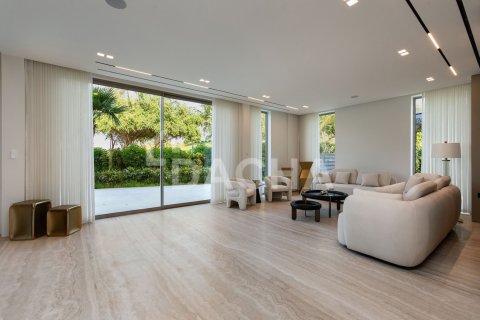 Villa en Jumeirah Islands, Dubai, 5 dormitorios, 585 m², № 143522 - foto 3