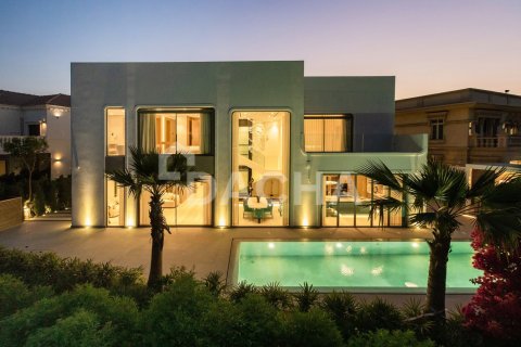 Villa en Jumeirah Islands, Dubai, 5 dormitorios, 585 m², № 143522 - foto 30