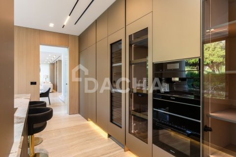 Villa en Jumeirah Islands, Dubai, 5 dormitorios, 585 m², № 143522 - foto 8