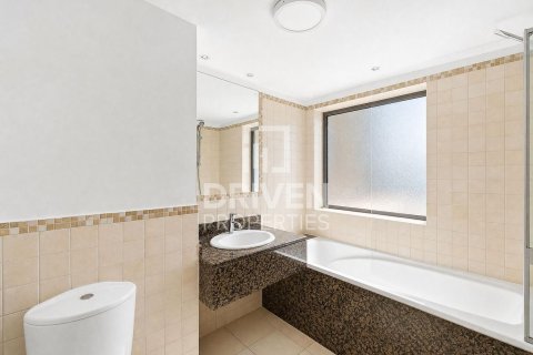 Apartment in Rimal, Jumeirah Beach Residence, Dubai 2 bedrooms, 120.4 sq.m. № 145175 - photo 15