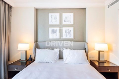 Снять в аренду квартиру в The Address Residence Fountain Views, Даунтаун Дубай (Даунтаун Бурдж Дубай), Дубай: 1 спальня, 79.25м², № 145291 - фото 7