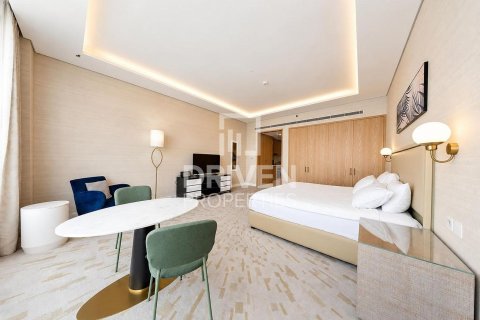 Apartment in The Palm Tower, Palm Jumeirah, Dubai studio, 55.83 sq.m. № 144938 - photo 5