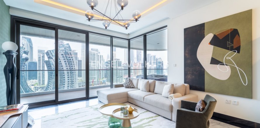 Appartement à Business Bay, Dubai, 2 chambres, 195 m², № 143624
