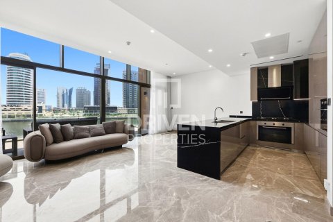 Снять в аренду дуплекс в Бизнес-Бэе, Дубай: 3 спальни, 219.25м², № 145311 - фото 3