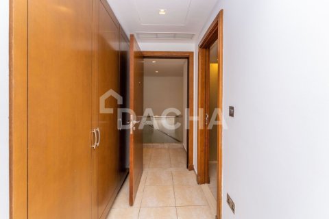 Apartment in Marina Residences, Palm Jumeirah, Dubai 2 bedrooms, 371 sq.m. № 143530 - photo 20