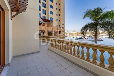 Apartment in Marina Residences, Palm Jumeirah, Dubai 2 bedrooms, 371 sq.m. № 143530 - photo 25