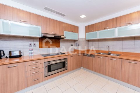 Apartment in Marina Residences, Palm Jumeirah, Dubai 2 bedrooms, 371 sq.m. № 143530 - photo 10