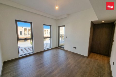 Townhouse in Dubai 4 bedrooms, 144 sq.m. № 143923 - photo 7