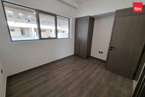Townhouse in Dubai 4 bedrooms, 144 sq.m. № 143923 - photo 3