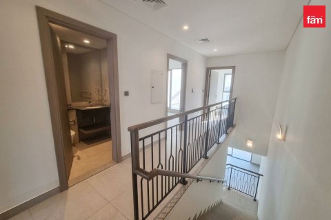 Townhouse in Dubai 4 bedrooms, 144 sq.m. № 143923 - photo 8