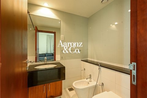 Appartement à Dubai Marina, Dubai, 2 chambres, 119 m², № 143770 - photo 12