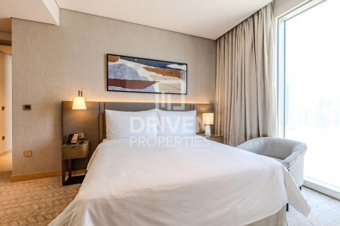 Apartment in Vida Residences Dubai Mall, Downtown Dubai (Downtown Burj Dubai), Dubai 3 bedrooms, 157.28 sq.m. № 145080 - photo 6