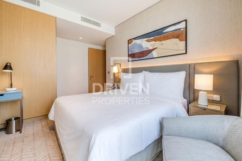 Apartment in Vida Residences Dubai Mall, Downtown Dubai (Downtown Burj Dubai), Dubai 3 bedrooms, 157.28 sq.m. № 145080 - photo 5