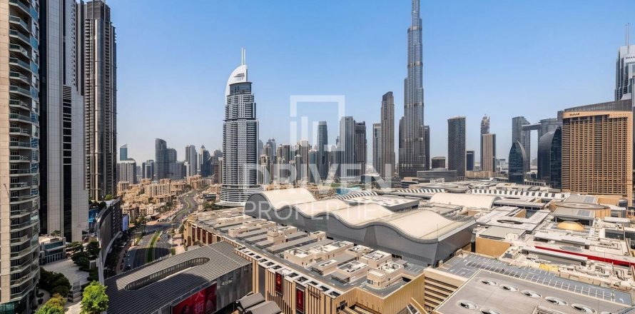 Apartment in Vida Residences Dubai Mall, Downtown Dubai (Downtown Burj Dubai), Dubai 3 bedrooms, 157.28 sq.m. № 145080