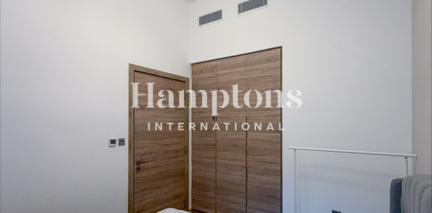 Apartment in Studio One, Dubai Marina, Dubai 1 bedroom, 61.2203 sq.m. № 143395