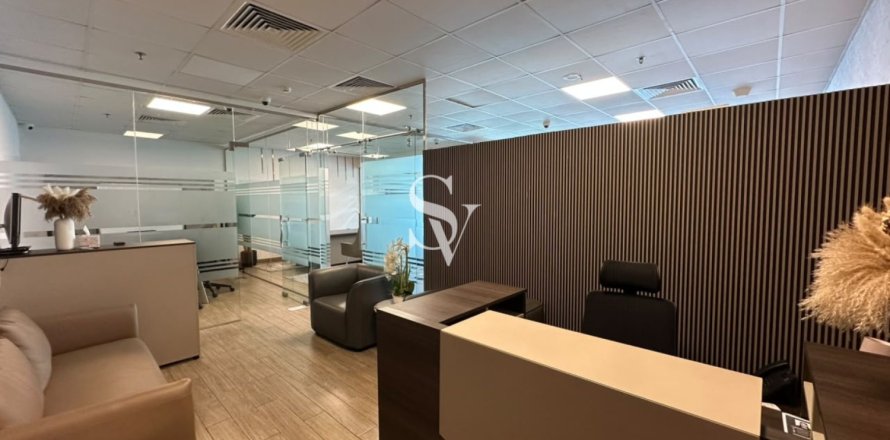 Office in Business Bay, Dubai 107 sq.m. № 121923