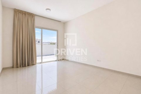 Villa en Jumeirah 3, Jumeirah, Dubai, 6 dormitorios, 1393.55 m², № 144984 - foto 12