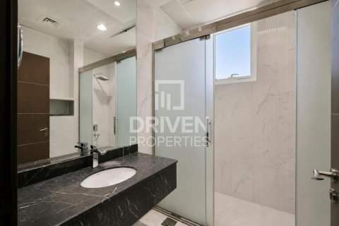 Villa en Jumeirah 3, Jumeirah, Dubai, 6 dormitorios, 1393.55 m², № 144984 - foto 30