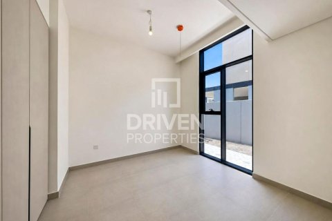 Townhouse in Mudon, Dubai 4 bedrooms, 286.88 sq.m. № 145410 - photo 8