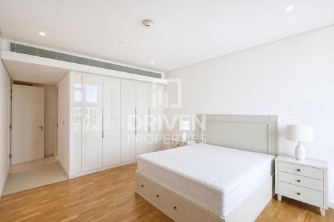 Apartment in Bluewaters Residences, Bluewaters, Dubai 2 bedrooms, 158.96 sq.m. № 145136 - photo 9
