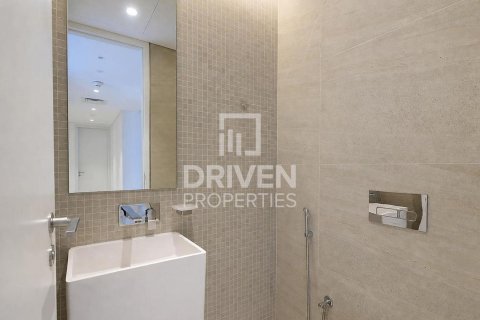 Apartment in Bluewaters Residences, Bluewaters, Dubai 2 bedrooms, 158.96 sq.m. № 145136 - photo 14