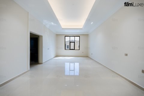 Villa à Al Quoz, Dubai, 5 chambres, 929 m², № 143721 - photo 13